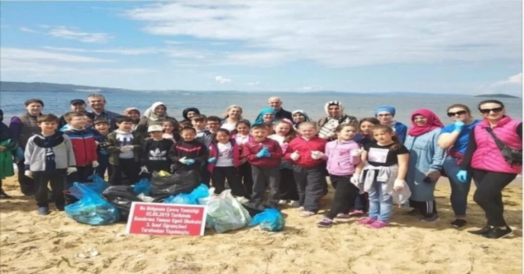 Kilolarca Çöp Topladılar