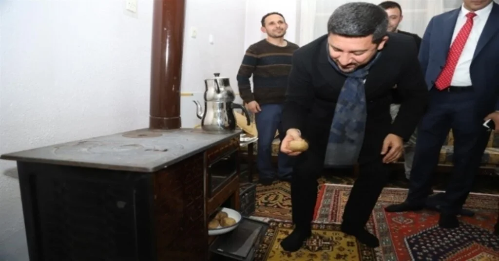 Nevşehir Belediye Başkanı Rasim Arıdan Çat Kapı Ev Ziyareti