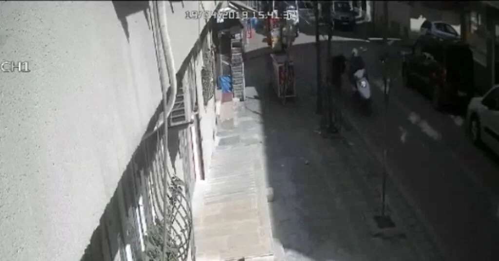 (Özel) Kapkaççılar Önce Kameralara, Sonra Polise Yakalandı