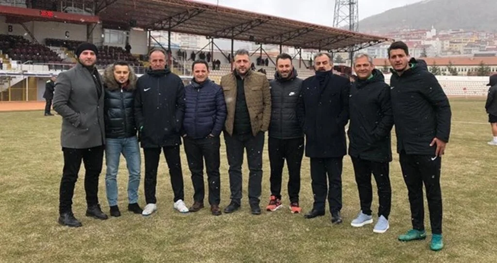 'ÖZÜR DİLİYORUM'