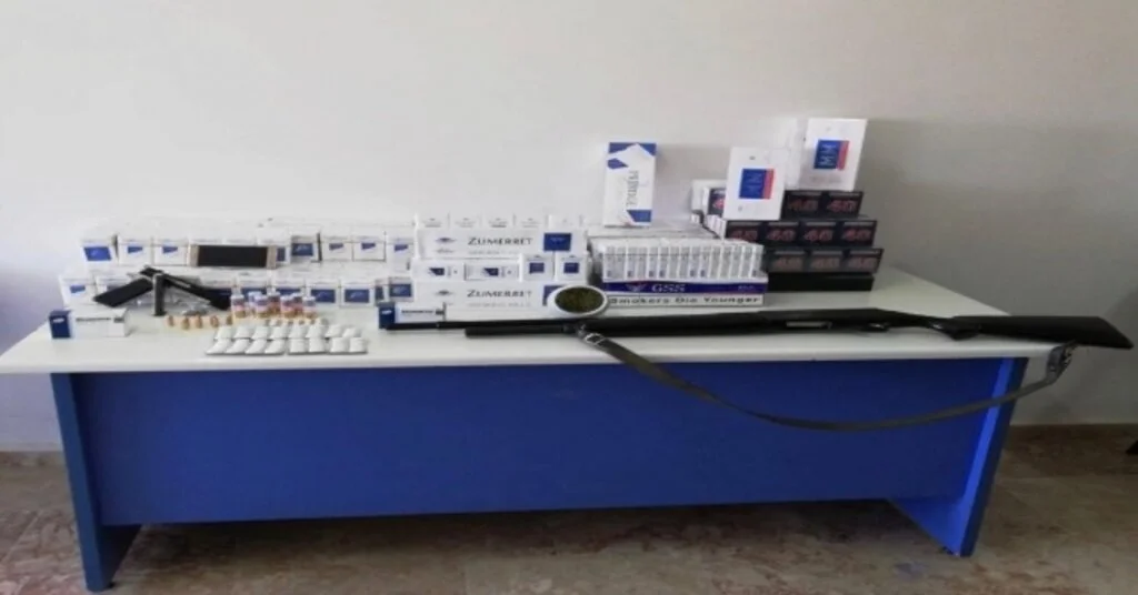 Polisten Uyuşturucu Madde Ve Sigara Operasyonu