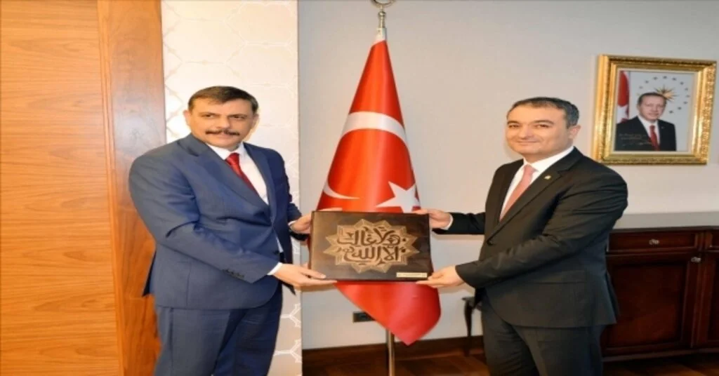 Rektör Öztürkten Vali Çiftçiye Ziyaret