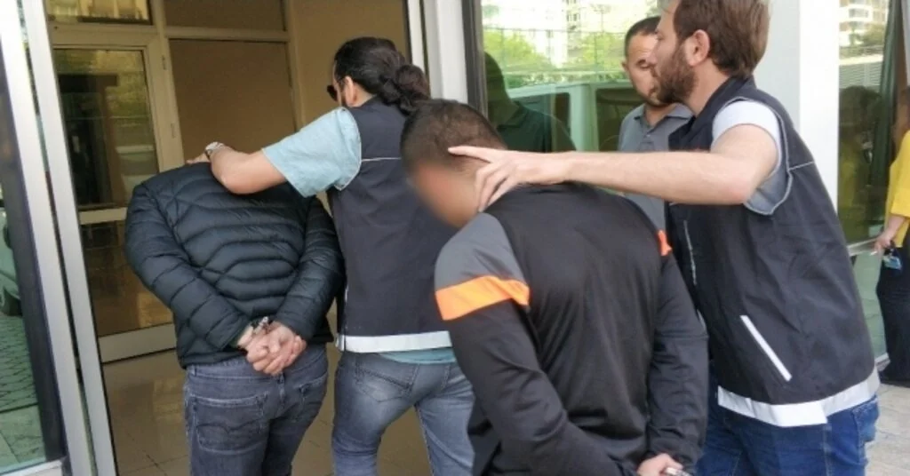 Samsunda Uyuşturucu Ticaretine 3 Tutuklama