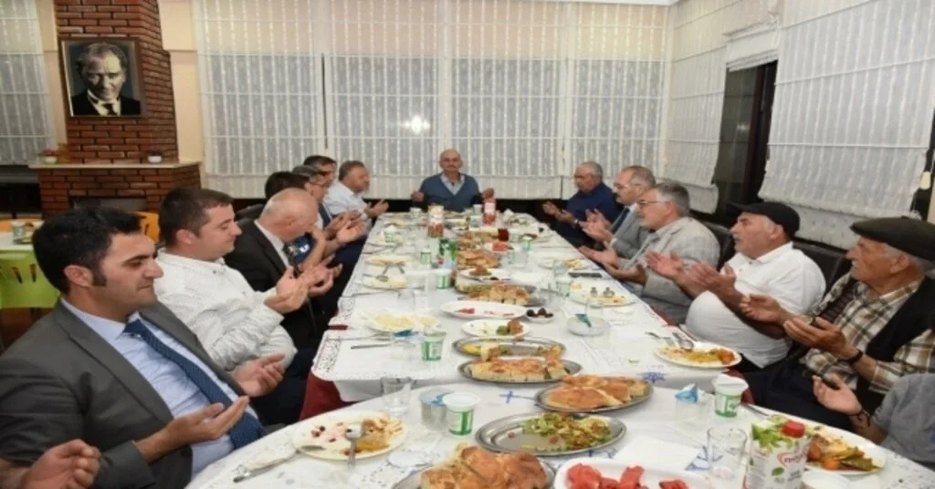 Şehit Yakınları Ve Gazilere İftar Yemeği