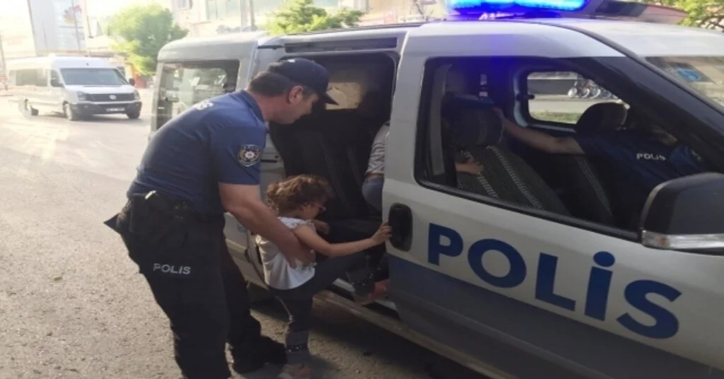 Sincanda Polis İki Çocuk Buldu