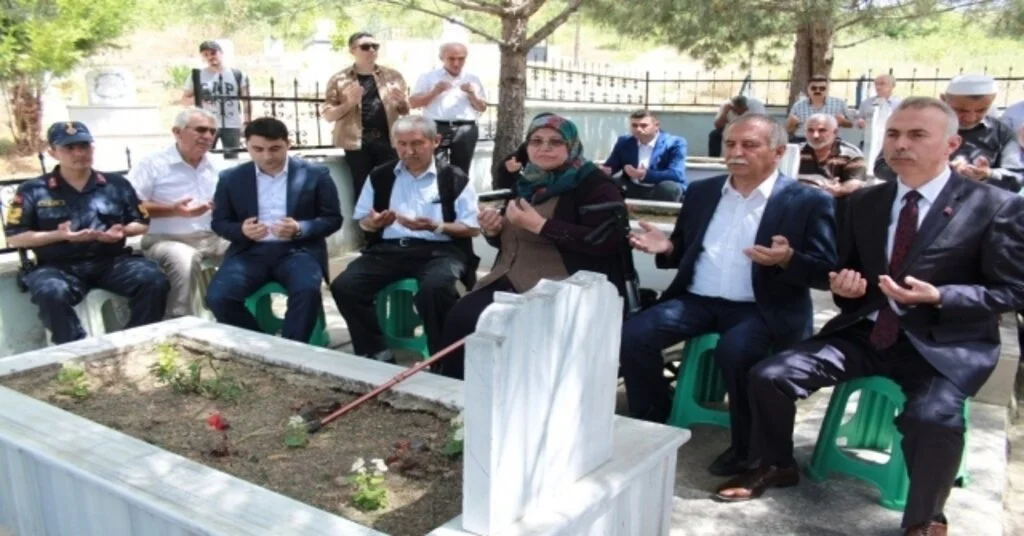 Solingen Faciasında Ölenler Anıldı