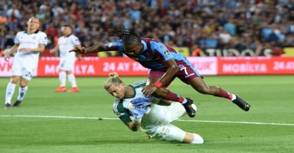 Spor Toto Süper Lig: Trabzonspor: 0 - Beşiktaş: 0 (İlk Yarı)