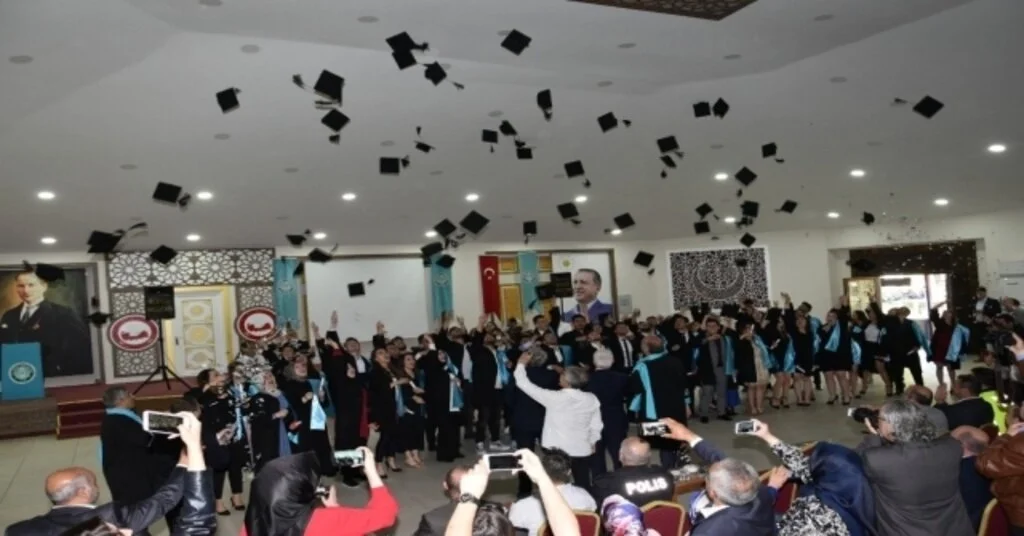 Susurluk Myoda Mezuniyet Heyecanı
