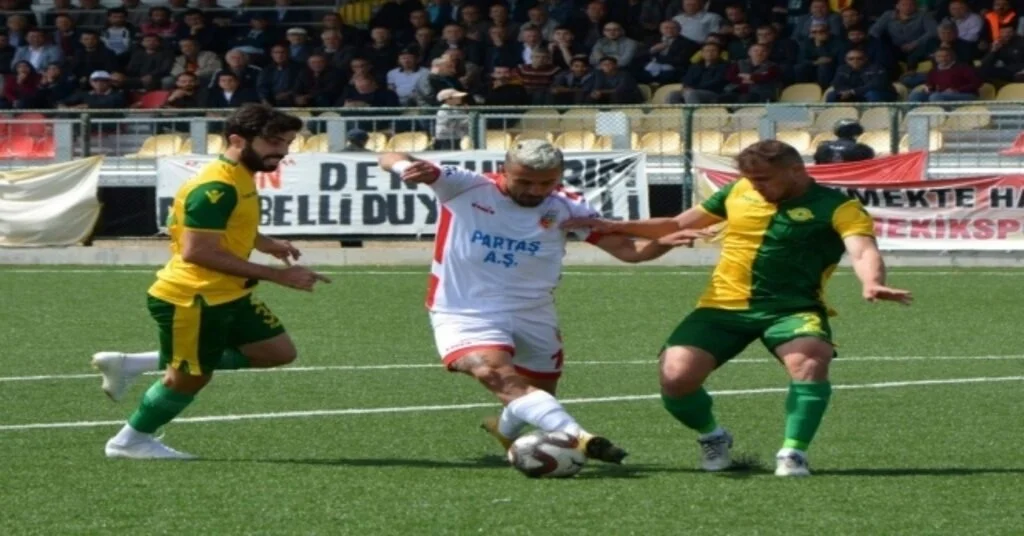 Tff 3. Lig: Kızılcabölükspor:1- Esenler Erokspor:3
