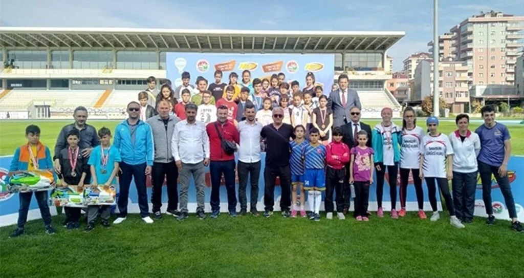 TİCARET SANAYİ HIZLI KOŞTU KAZANDI