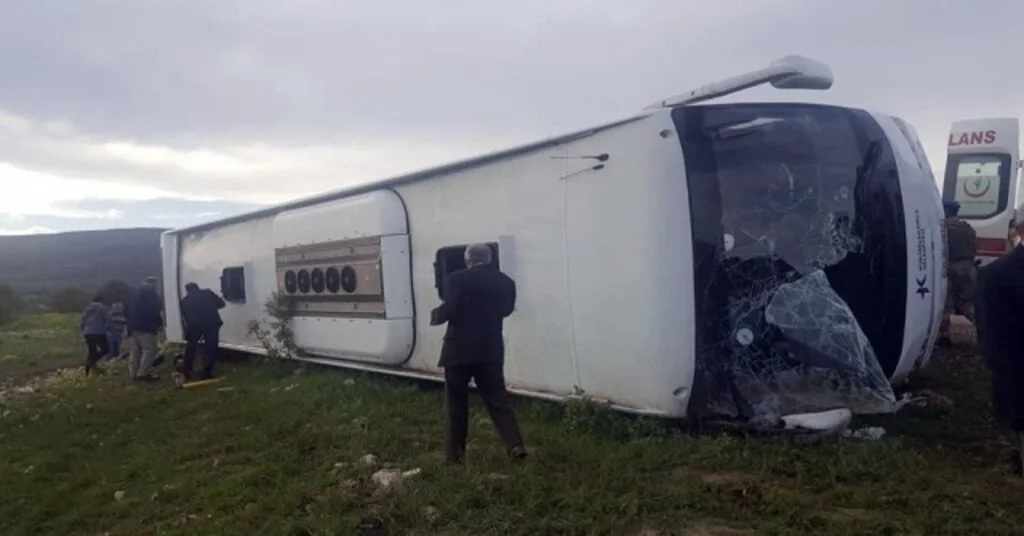 Tokatta Cenaze Dönüşü Kaza: 2 Ölü, 10 Yaralı