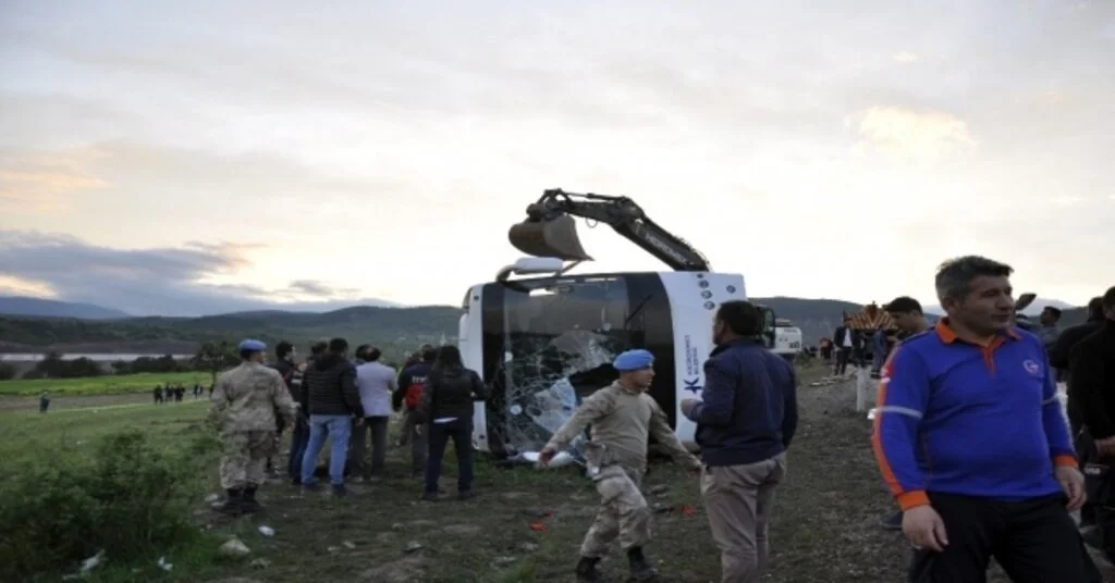 Tokattaki Otobüs Kazasında Ölen 7 Kişinin İsimleri Belirlendi