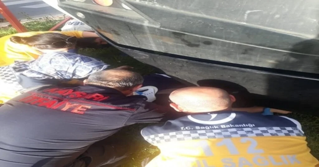 Tramvayın Altında Kalan Yaşlı Kadın Yaralı Olarak Kurtarıldı