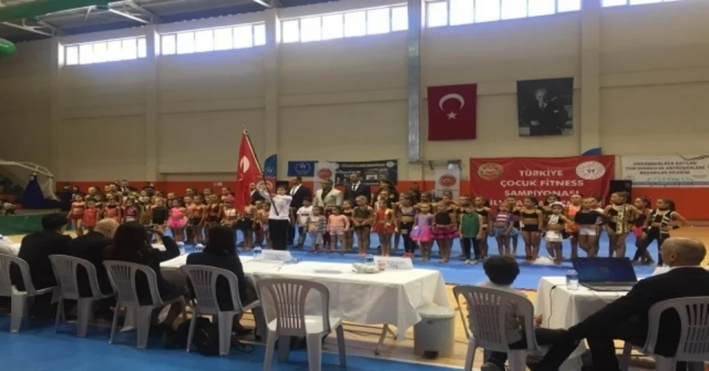 Türkiye Çocuk Fitness Şampiyonası Milli Takım Seçmeleri Kuşadasında Yapıldı