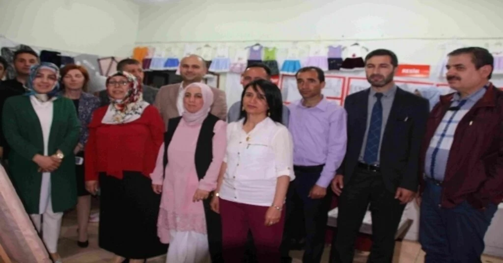Vartoda Yılsonu Sergisi