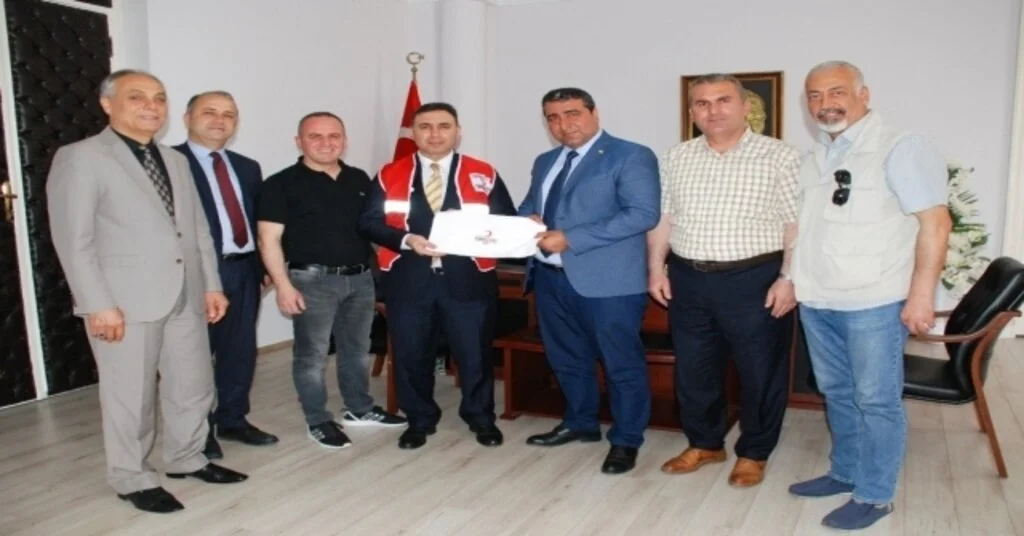 Yılmaz: Devlet Ve Millet Olarak Kızılayın Yanındayız