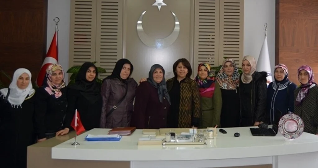 Yöresel yemekleri kadın aşçılar yaşatıyor