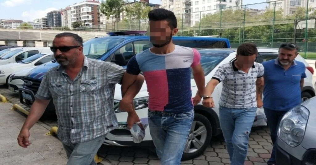 14 Yaşındaki Kızlara Alkol Ve Uyuşturucu Hap İçirip Cinsel İstismara Tutuklama