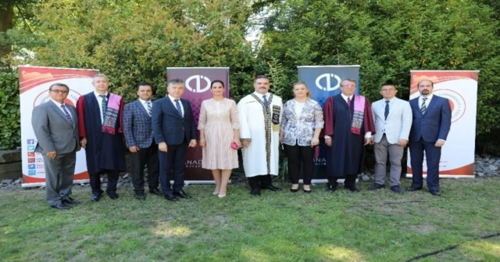 Anadolu Üniversitesinin Batı Avrupa Programları Mezuniyet Töreni Almanyada Gerçekleşti