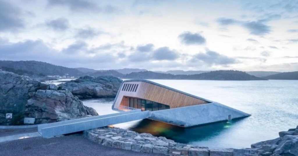 Avrupanın İlk Sualtı Restoranı Norveçte Açıldı