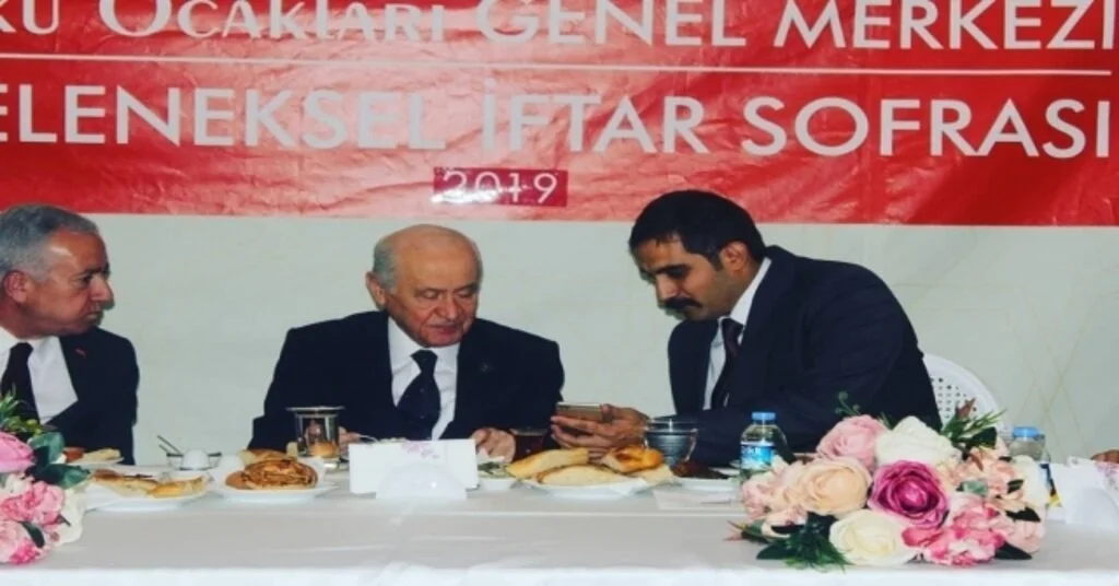Bahçeli, Ülkü Ocakları İftarında