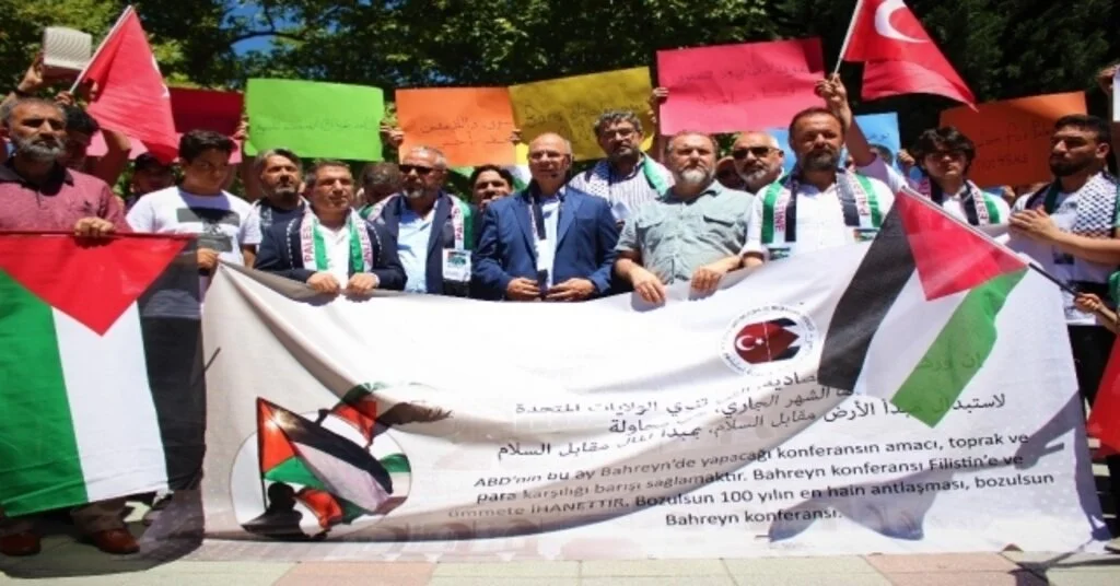 Bahreyndeki Çalıştaya Eskişehirden Protesto