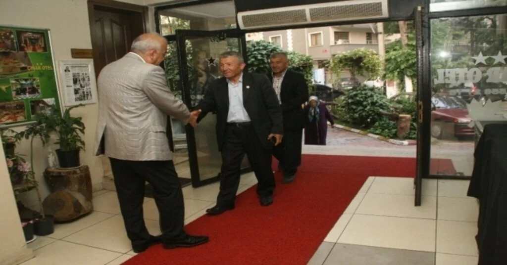 Başkan Bozkurt Muhtarlarla İftar Programında Bir Araya Geldi