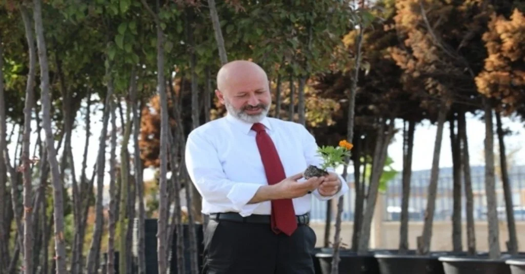 Başkan Çolakbayrakdar, “Daha Temiz Çevre İçin Çalışıyoruz”