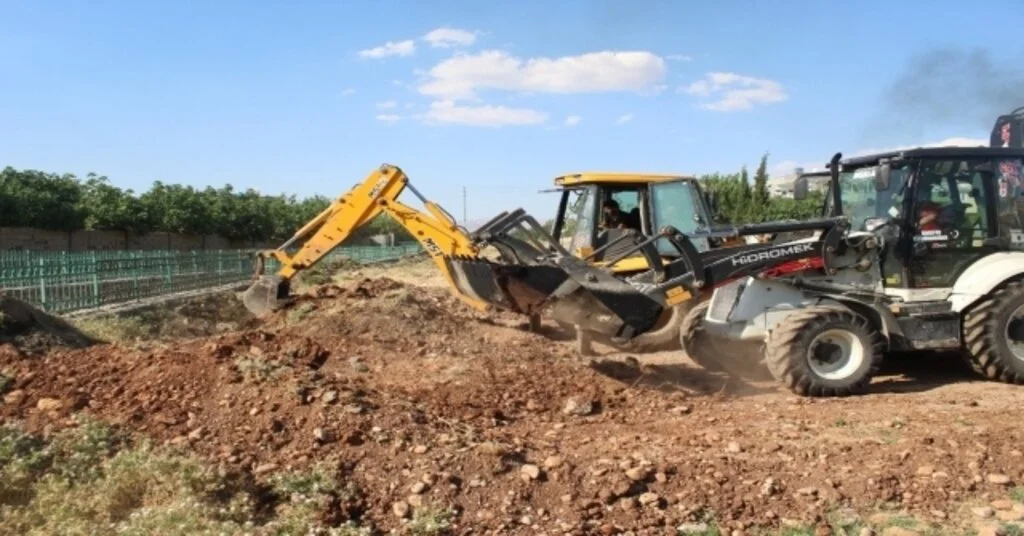 Başkan Turanlı Kanal Boyu Projesine Start Verdi