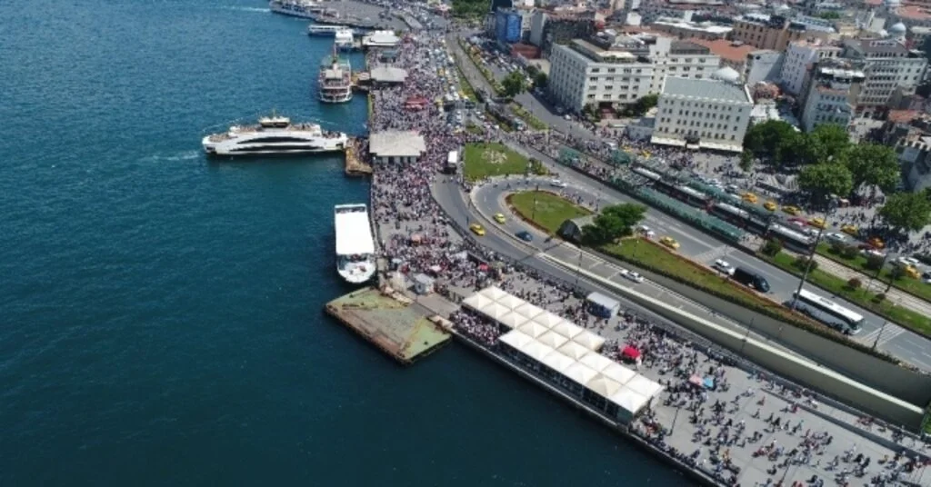 Bayramının İkinci Gününde Vatandaşlar Boğaza Akın Etti