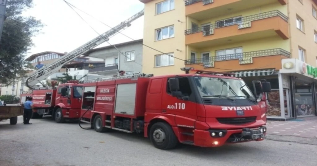 Bilecikte Çatı Yangını