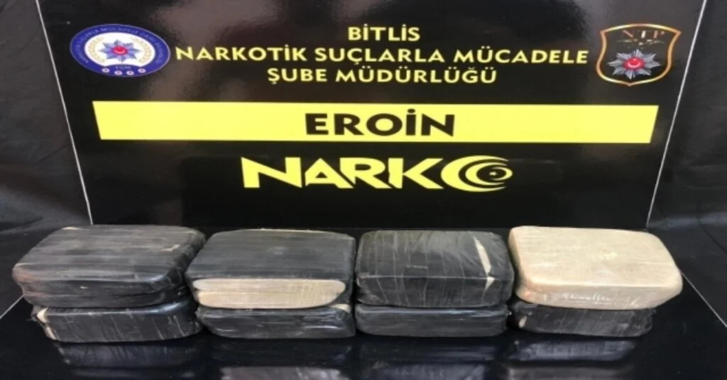 Bitliste 4 Kilo 127 Gram Eroin Ele Geçirildi
