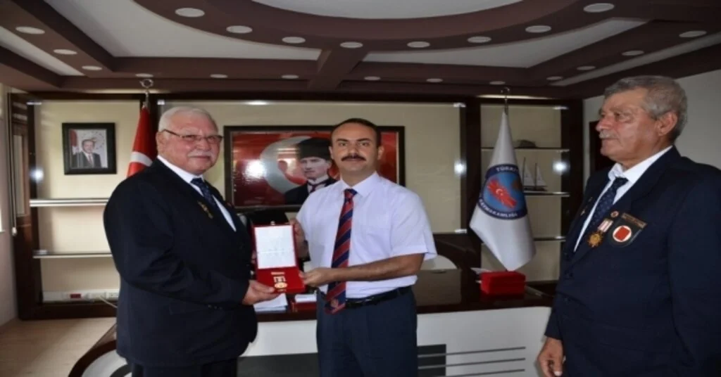 Bozyazıda 5 Gaziye Kktc Milli Mücadele Madalyası Ve Beratı Verildi