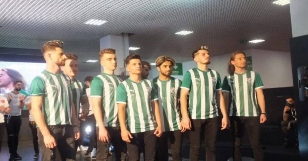 Bursalı Kuaförlerin Bursaspor Aşkı