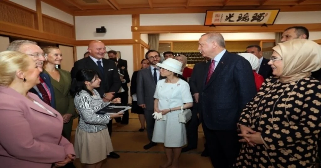 Cumhurbaşkanı Erdoğan, Japonyada Ara Güler Sergisinin Açılışını Yaptı