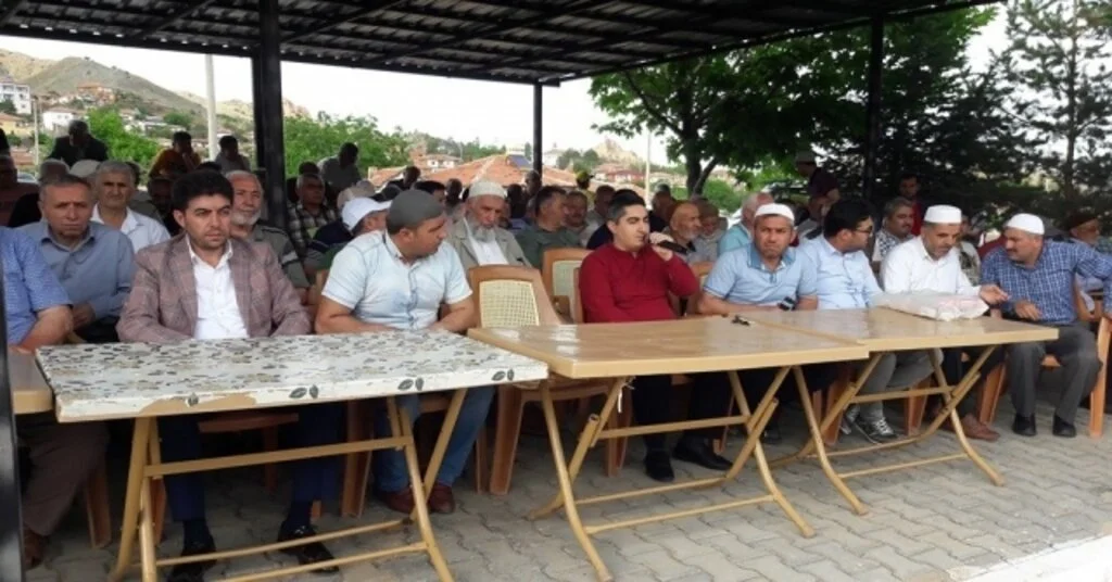 Delicede Toplu Mezarlık Ziyareti Geleneği