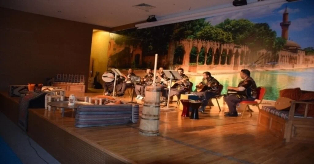 Dilovasında Urfa Sıra Gecesi Coşkusu