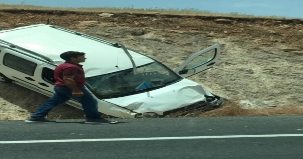 Diyarbakırda Trafik Kazası: 2 Yaralı