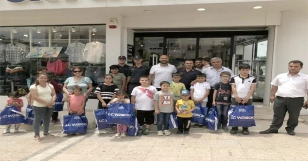 Dünyayı Sevgi Kurtaracak Projesi Çocukların Yüzünü Güldürdü