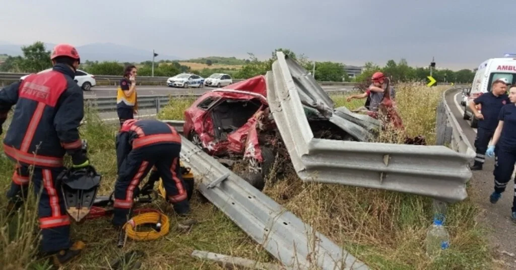 Düzcede Feci Kaza: 2 Ölü