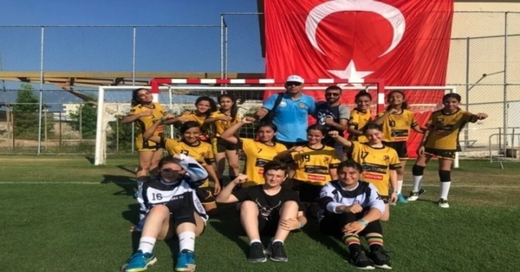 Elazığlı Hentbolcular 2De 2 Yaptı