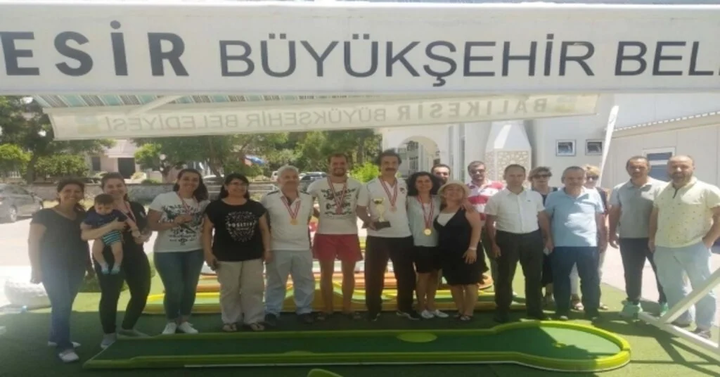 Erdekte Mini Golf Turnuvası Yapıldı