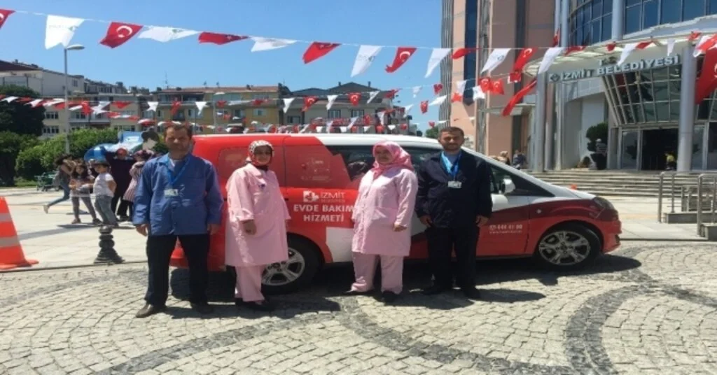 Evde Bakım Hizmeti Mutlu Ediyor