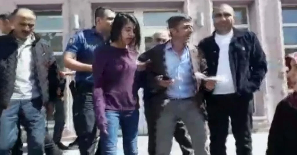 Fotoğrafsız Nüfus Cüzdanıyla Sınava Alınmadı