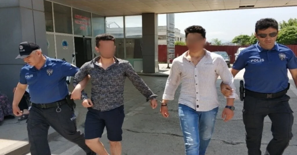 Gasp Teşebbüsüne 3 Gözaltı