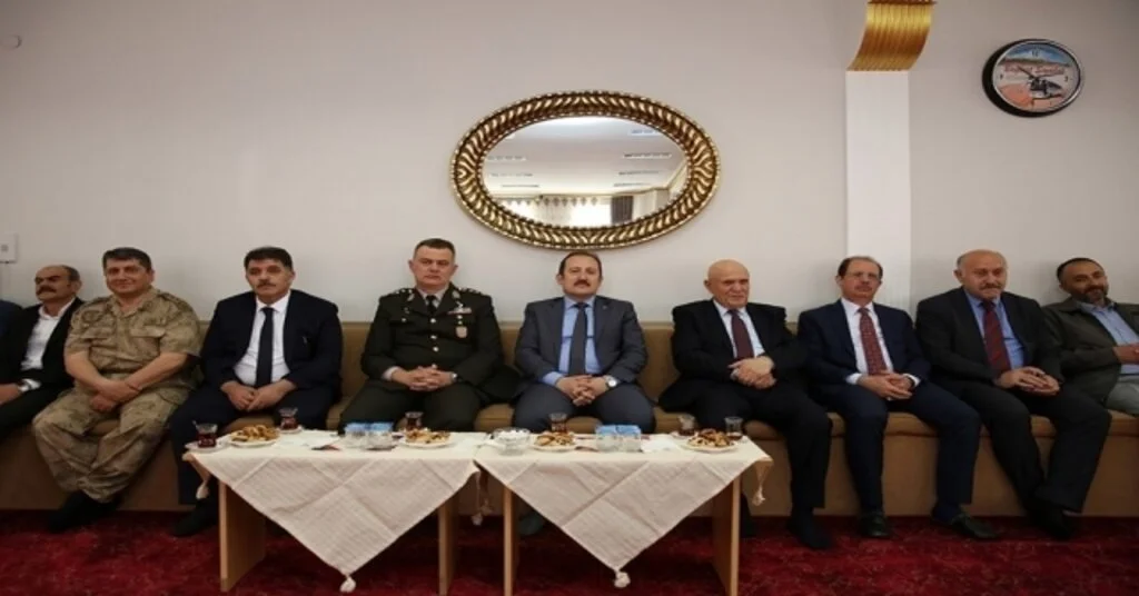 Geleneksel Bayramlaşma Merasimi Tuzcuzade Mahalle Odasında Gerçekleştirildi