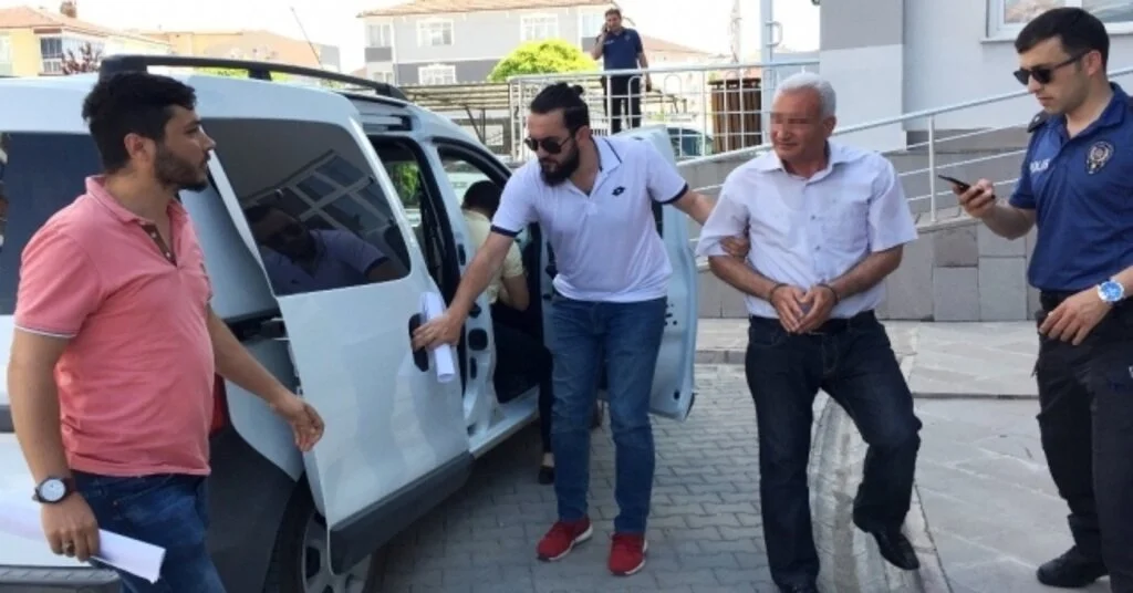 İlçe Vergi Dairesi Müdürü Rüşvet İddiasıyla Tutuklandı