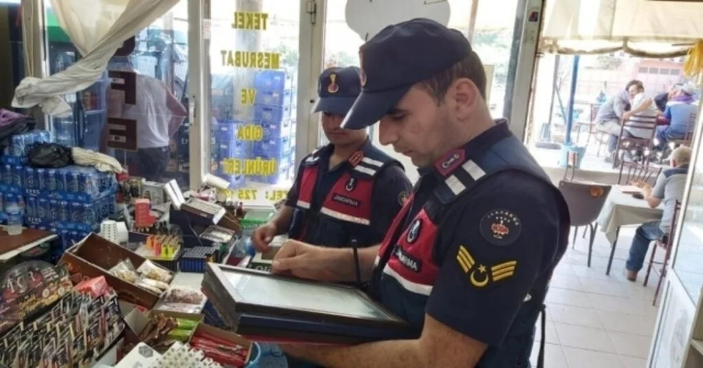 Jandarma 143 Litre Sahte Alkol Ele Geçirdi