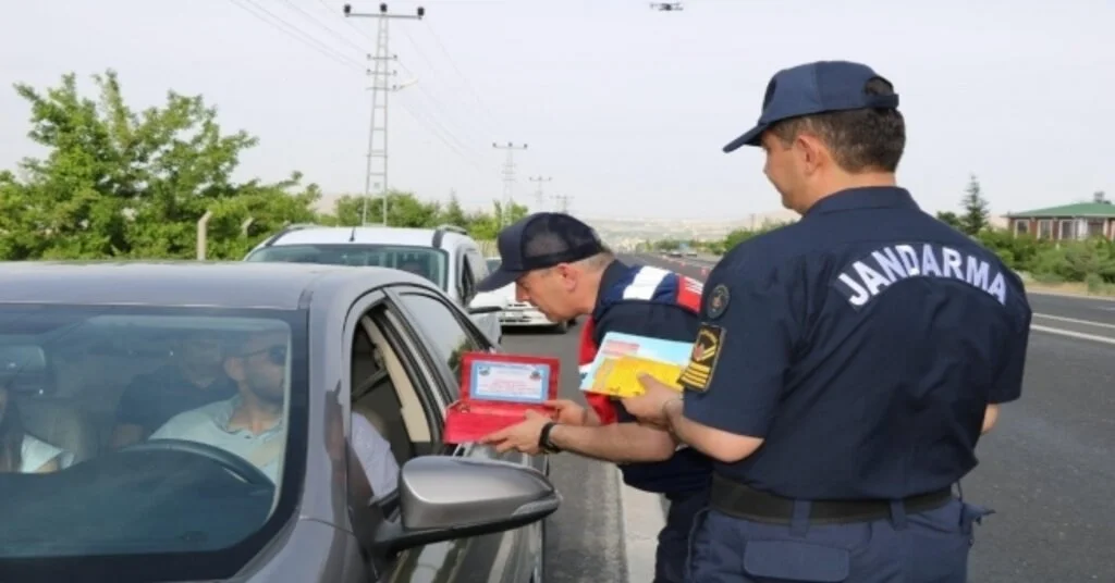 Jandarmadan ‘Uçangözle Trafik Denetimi