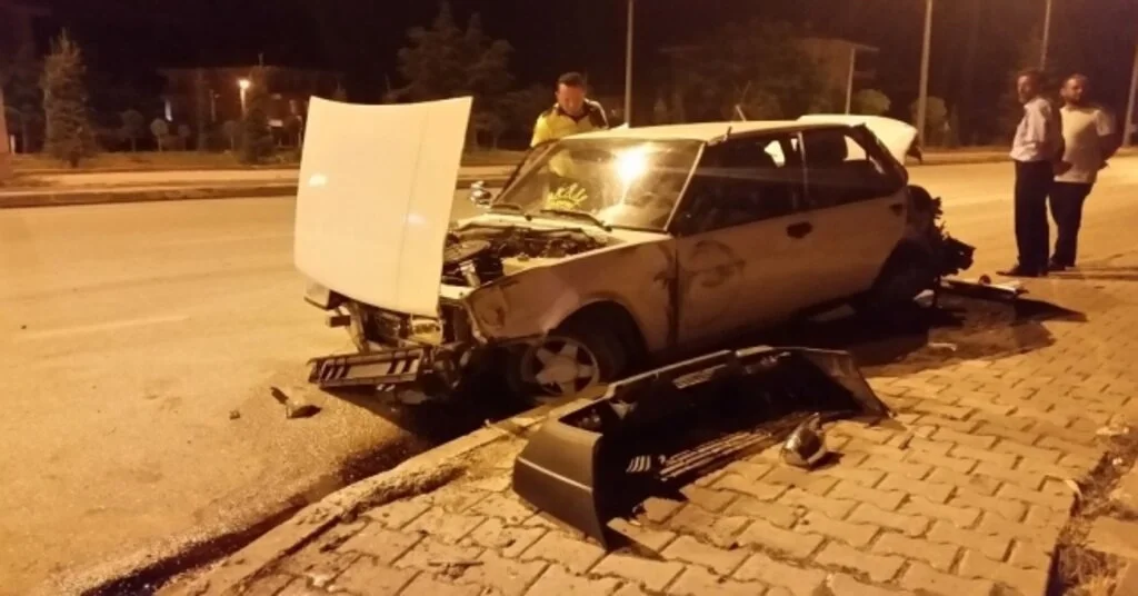 Konyada Trafik Kazası: 2 Yaralı